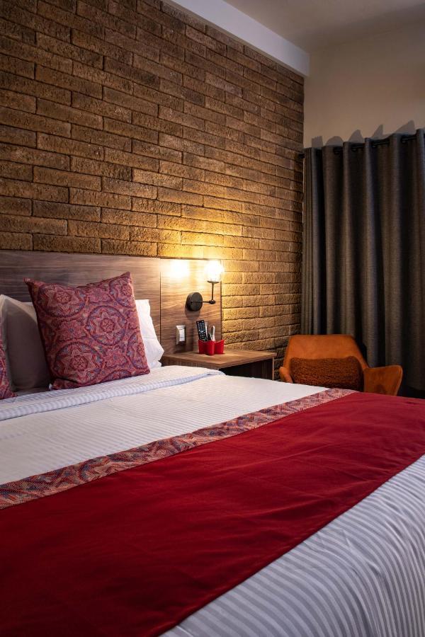 Hoteles Antigua - Casona Allende Monterrey Ngoại thất bức ảnh